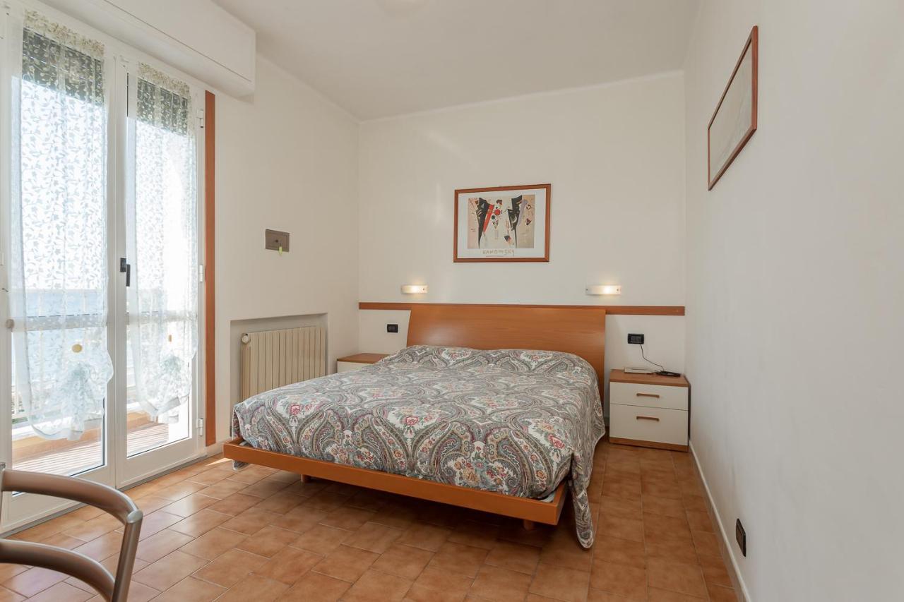Residence Villa Alda Пьетра-Лигуре Экстерьер фото