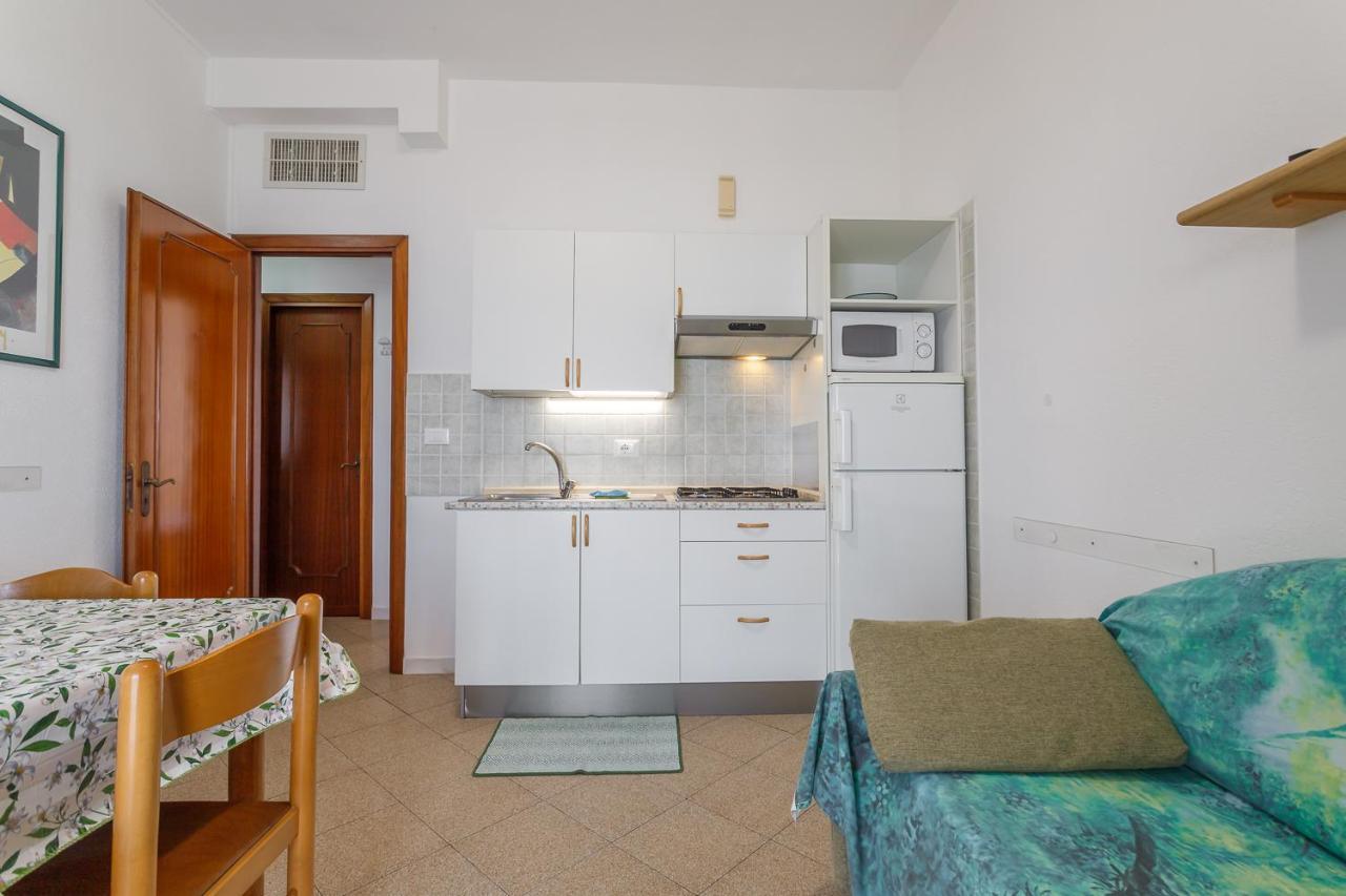 Residence Villa Alda Пьетра-Лигуре Экстерьер фото