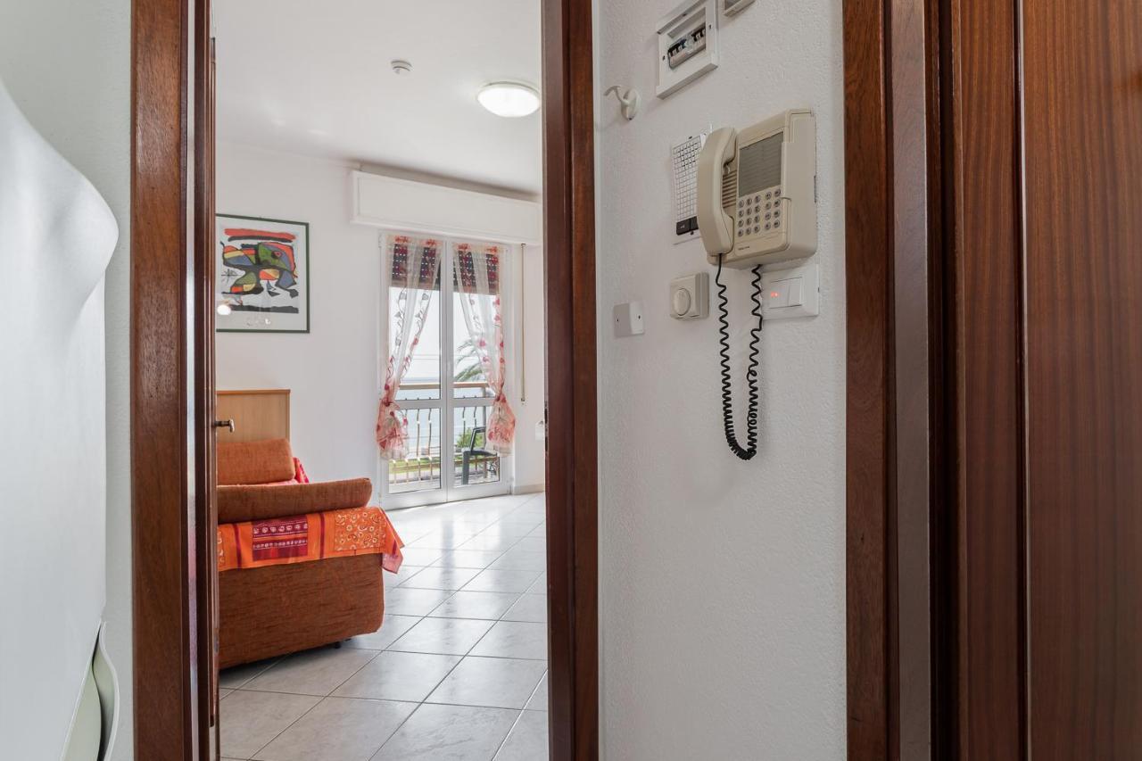 Residence Villa Alda Пьетра-Лигуре Экстерьер фото