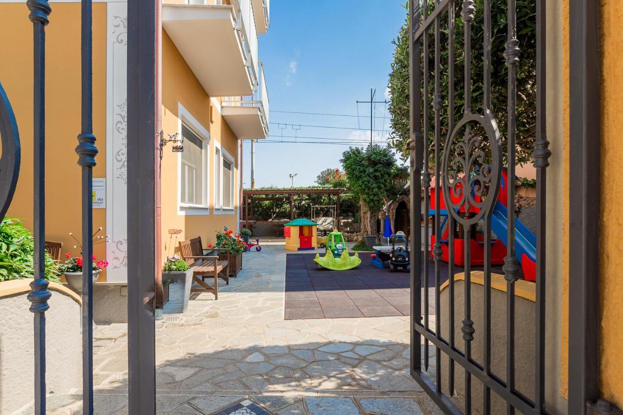 Residence Villa Alda Пьетра-Лигуре Экстерьер фото