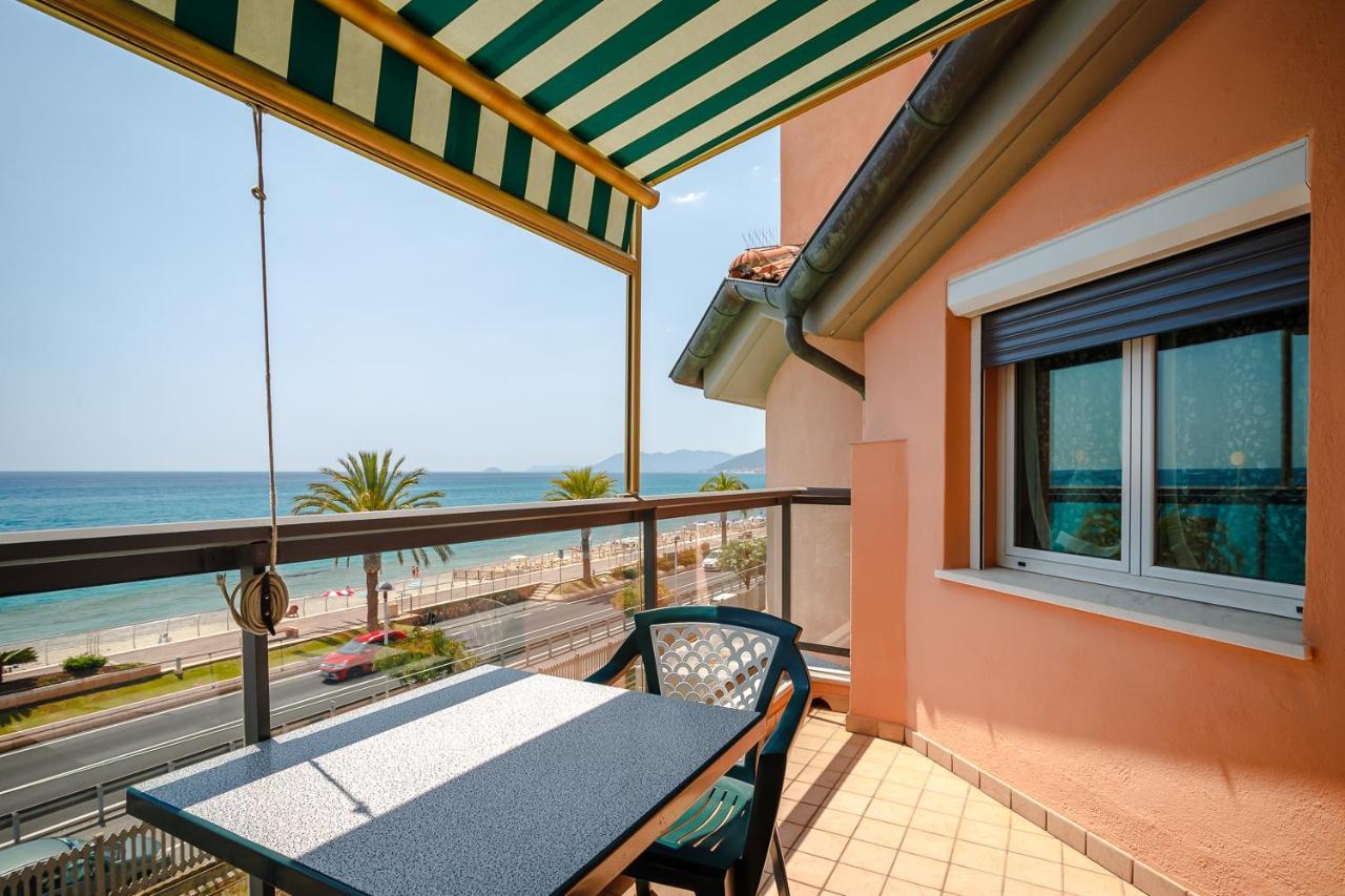 Residence Villa Alda Пьетра-Лигуре Экстерьер фото