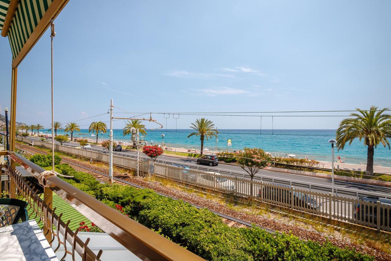 Residence Villa Alda Пьетра-Лигуре Экстерьер фото