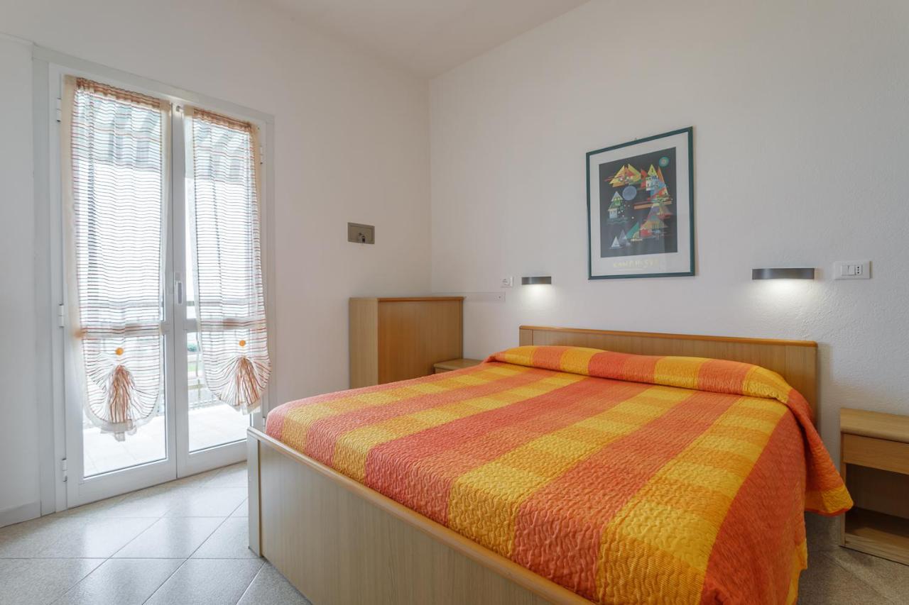 Residence Villa Alda Пьетра-Лигуре Экстерьер фото